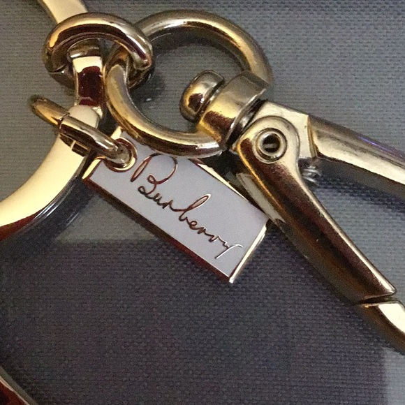 Burberry keychain - Picture 4 of 5